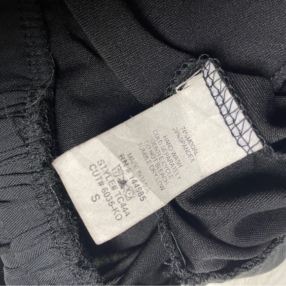 Charlotte Russe Womens Wrap Twist Midi Skirt Black Stretch Ruched Pleated Size S - Picture 3 of 4